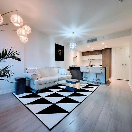 Your Perfect Escape - Modern Landmark Condo In Downtown Calgary - Free Parking- Premium Location Eksteriør billede