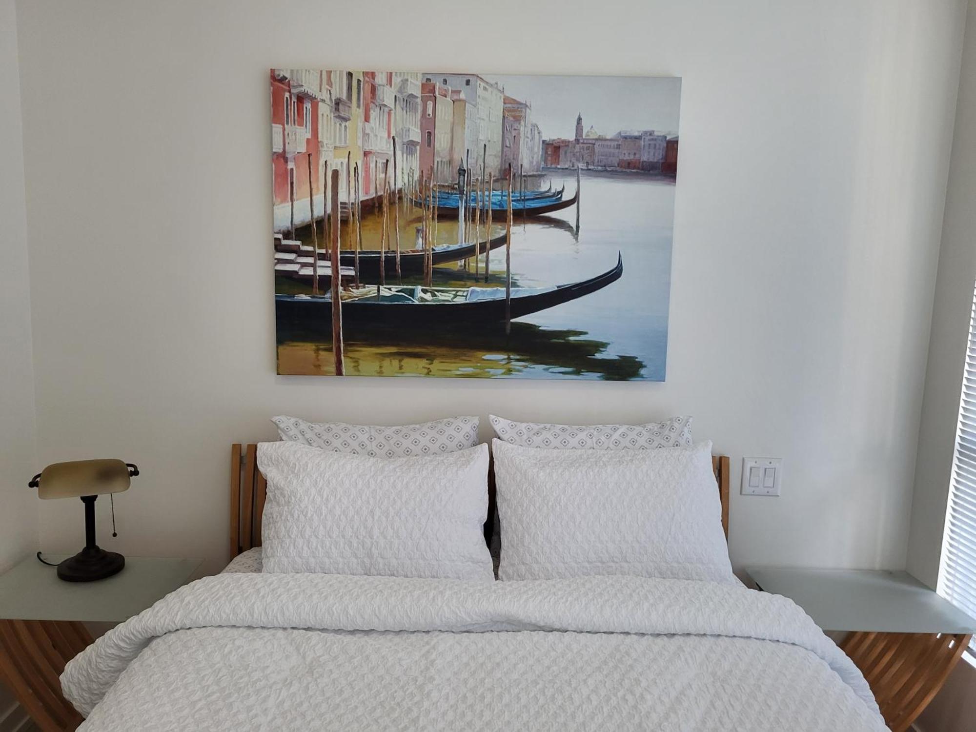 Your Perfect Escape - Modern Landmark Condo In Downtown Calgary - Free Parking- Premium Location Eksteriør billede